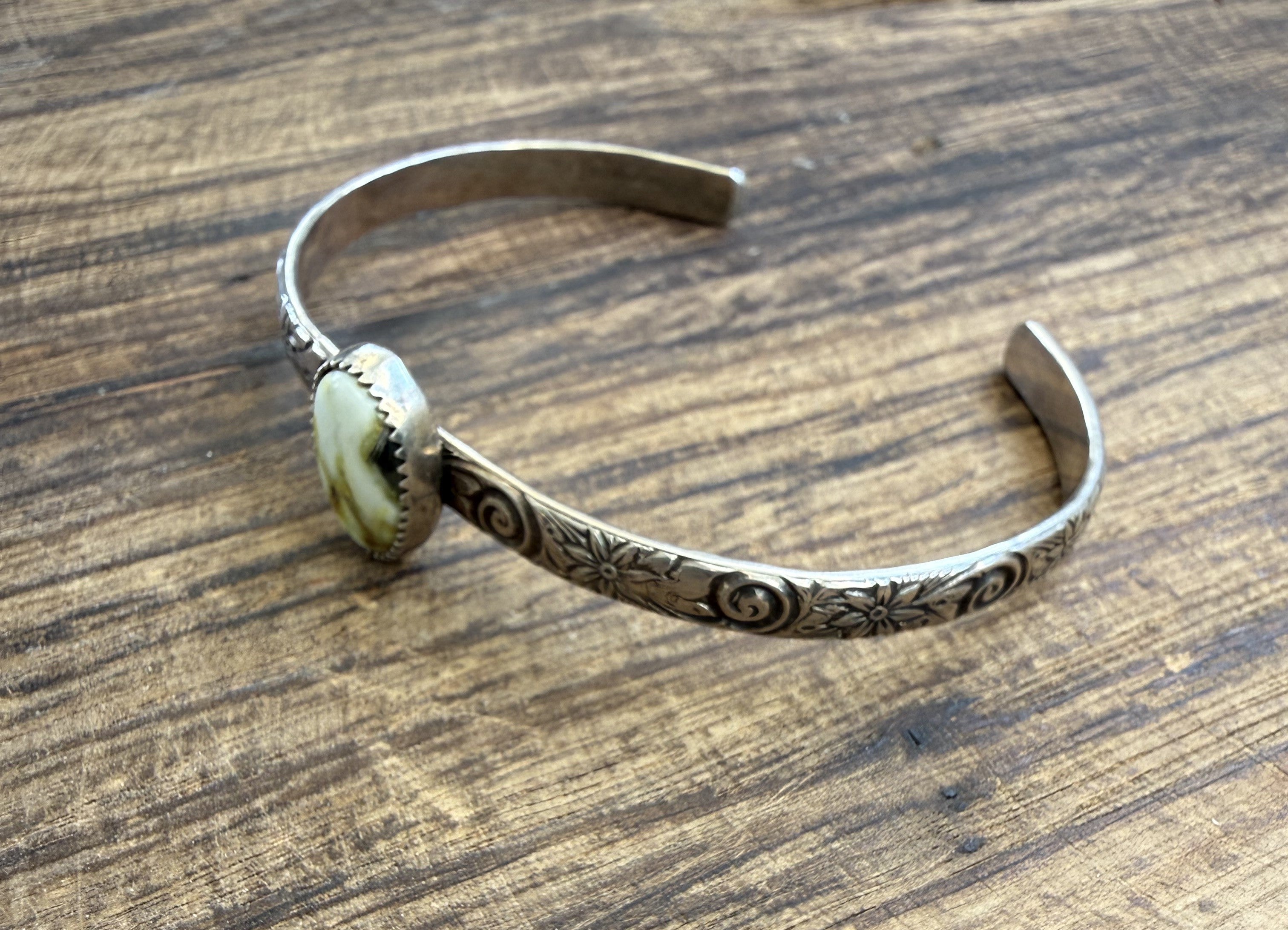 Dainty Palomino Cuff
