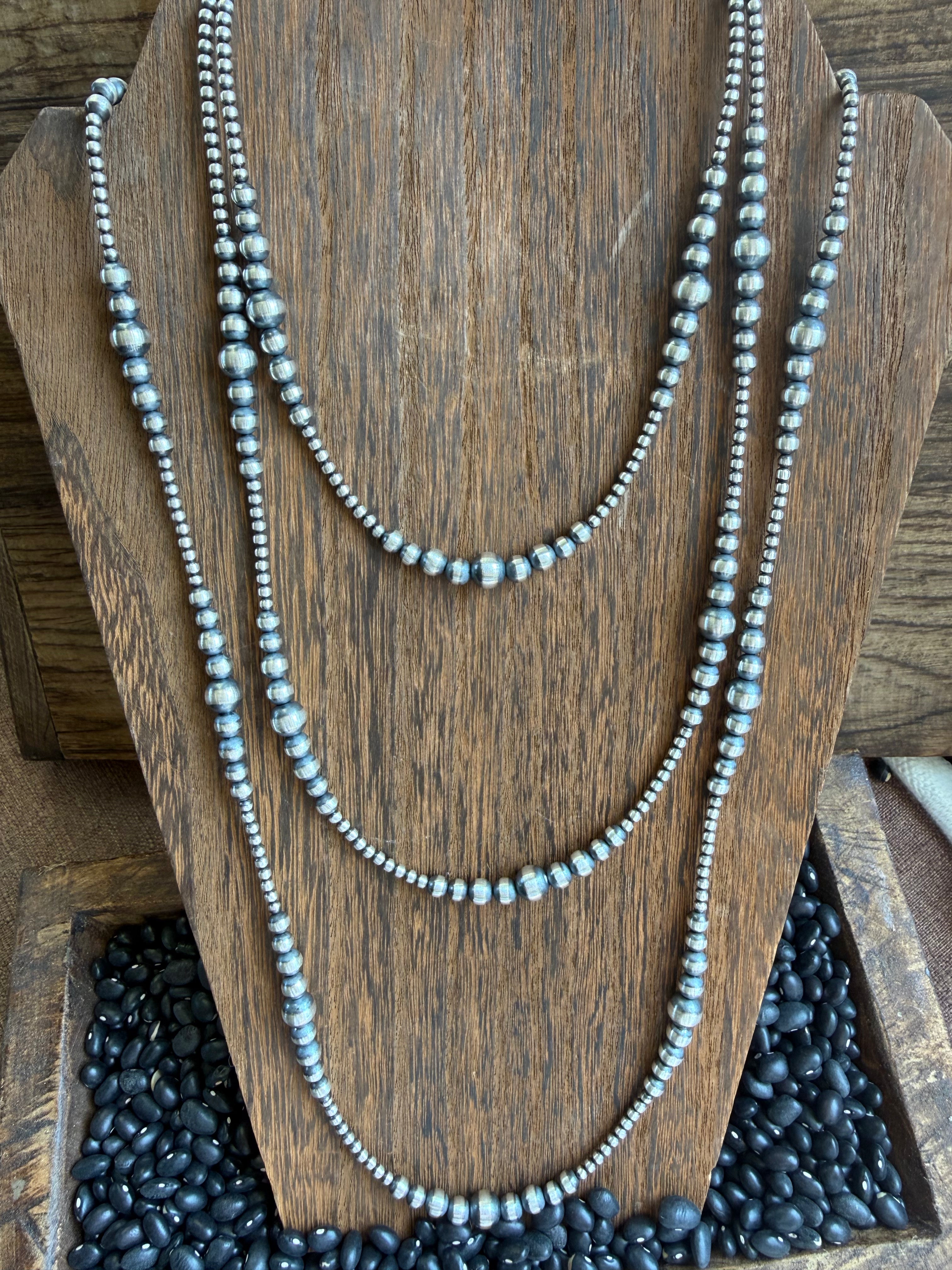 36” 3-8MM Graduated Navajo Beads